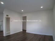 Photo - 230 E Hullett St Unit #01