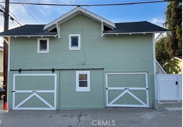 Photo - 5844 Newlin Ave