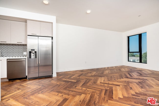 Photo - 1250 N Fairfax Ave Unit 510