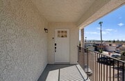 Photo - 2 Bed 1 Bath Apartment for Rent in Pacific...