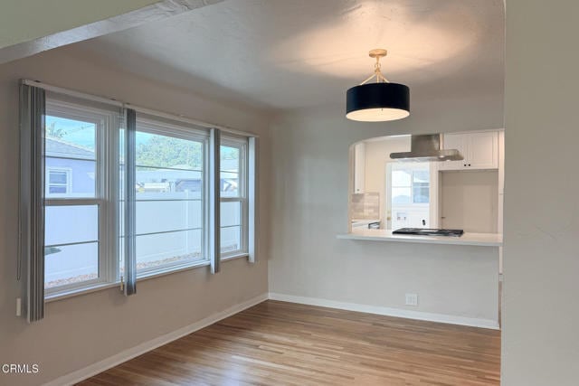 Photo - 431 Deodar Ave