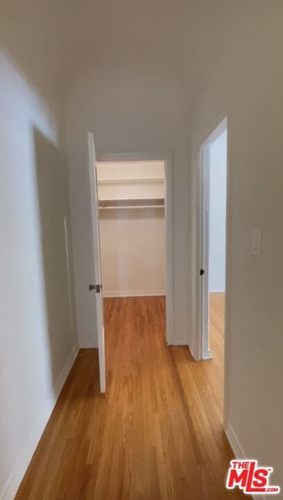 Photo - 726 S Dunsmuir Ave