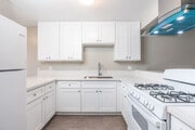 2BR, 2BA - 1,050SF - Kitchen - The Lindy East & West Apartments