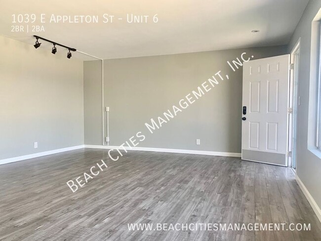 Photo - 1039 E Appleton St Unit 6