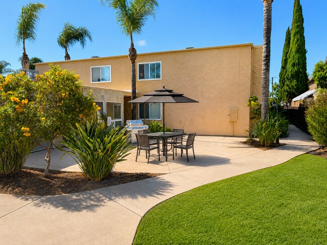 Photo - Beautiful Updated 2 Bed / 1.5 Bath Condo Unit 17