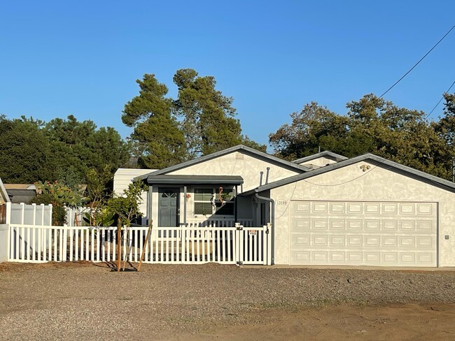 Building Photo - 13109 Golden Way