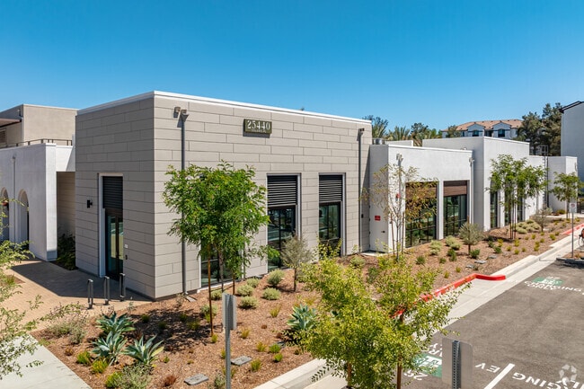 Leasing Office - Montessa Heights
