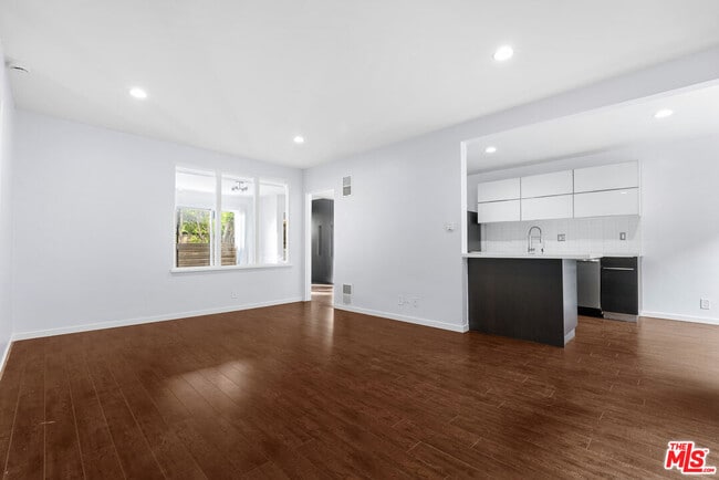 Photo - 612 Huntley Dr Unit 3