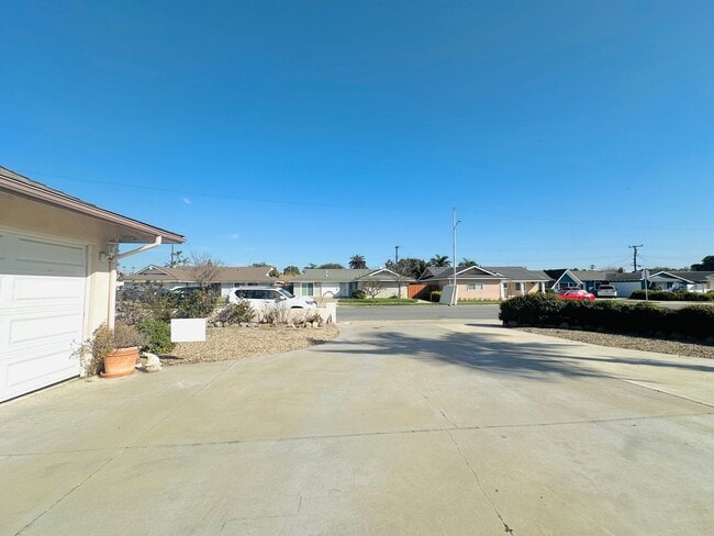Photo - 3BD/2BA Single-Story Home in Huntington Beach