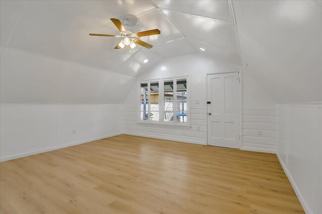 Photo - 3207 W 112th St Unit 3207 W 112th St B