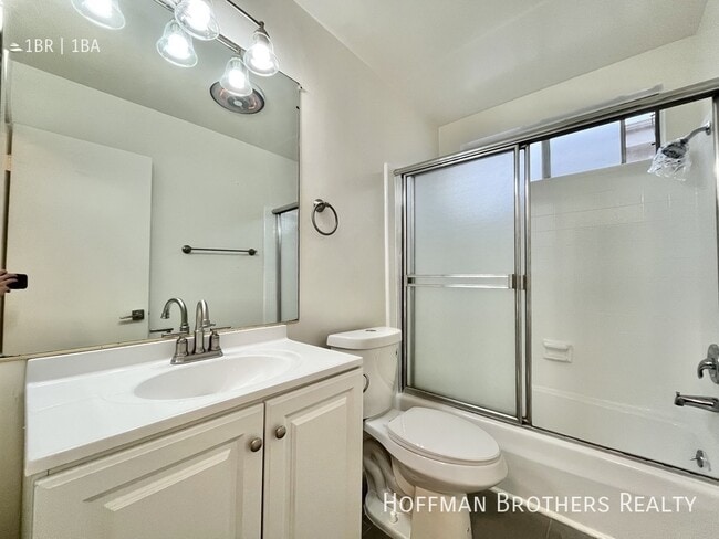 Photo - 12029 Goshen Ave Unit 6