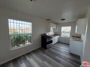 Photo - 1104 W 93rd St Unit 5