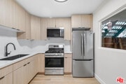 Photo - 1333 Barry Ave Apartment Unit 3