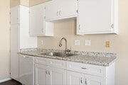 Photo - 811 Gardenia Ave Apartment Unit 04