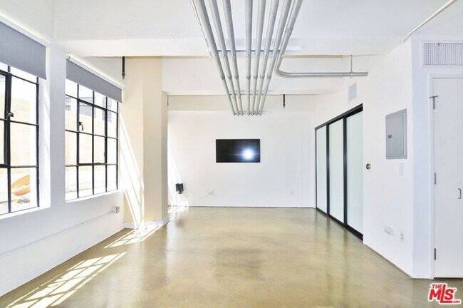 Photo - 746 S Los Angeles St Unit 306