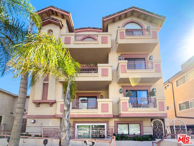 Building Photo - 11692 Darlington Ave Unit 302