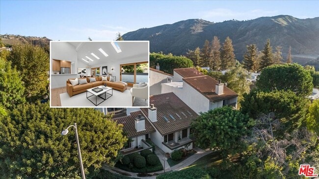 Building Photo - 1648 Palisades Dr