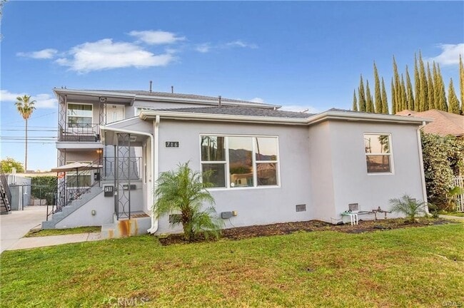 Photo - 716 W Glenoaks Blvd Condo