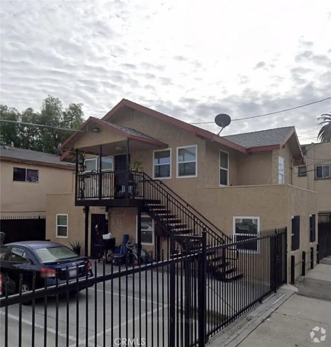 Building Photo - 528 E Rhea St Rental