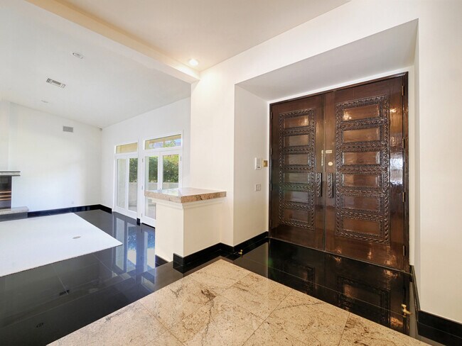 Photo - 48600 Shady View Dr