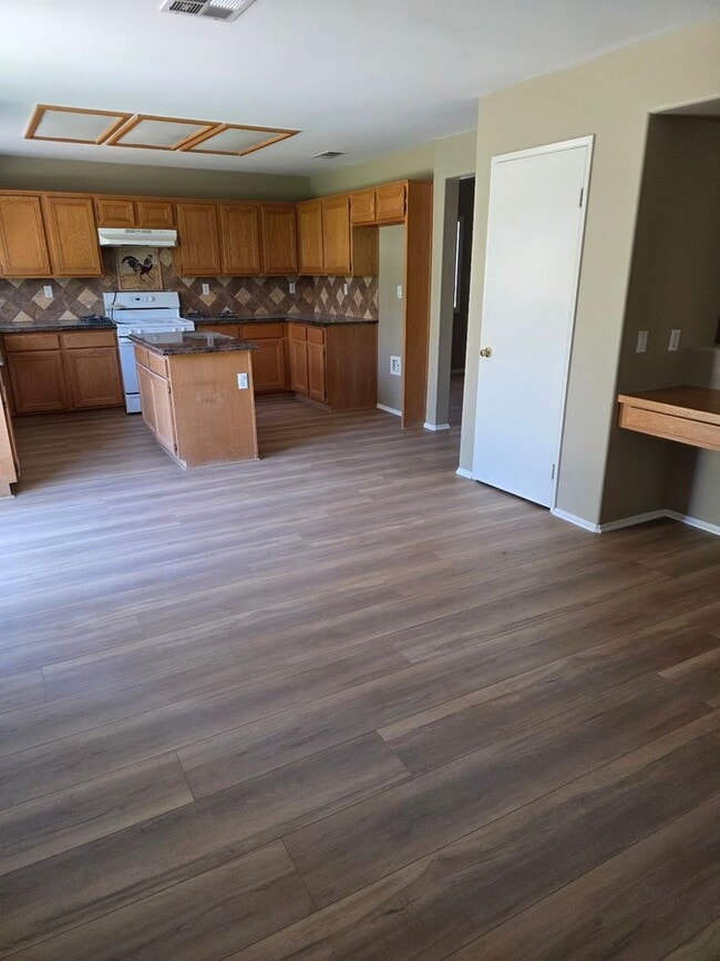 Photo - South Temecula - 4 Bedroom Home in Paloma ...