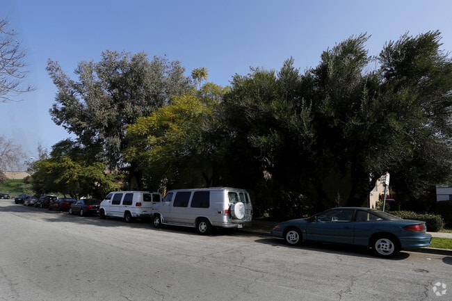 Photo - 3500 Cedar Ave