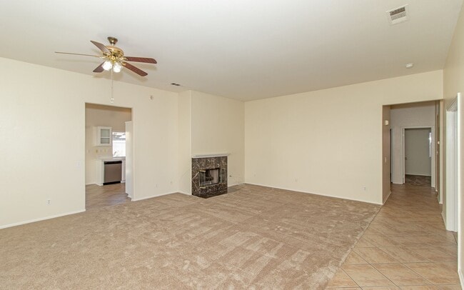 Great Single Story Home on a cul-de-sac!! - Great Single Story Home on a cul-de-sac!!
