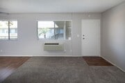 Photo - Palm Estates Apartments