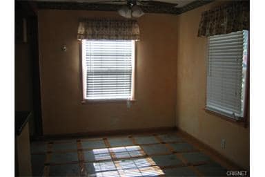 Photo - Winnetka 3+2 Redone In and Out