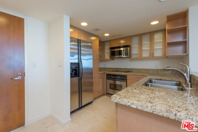 Photo - 13700 Marina Pointe Dr Unit 1114
