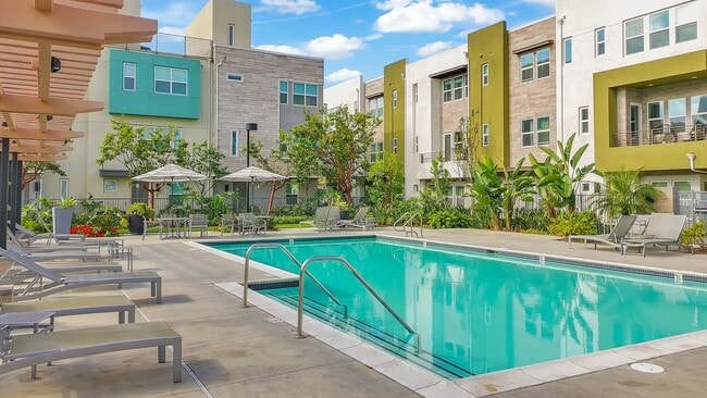 Photo - 945 E Mason Ln