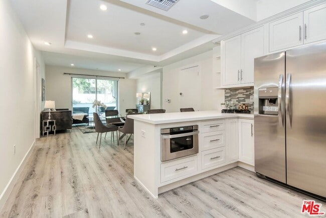 Photo - 1237 S Holt Ave Unit 504