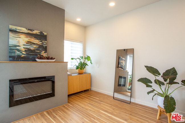 Photo - 1617 S Beverly Glen Blvd Unit 102