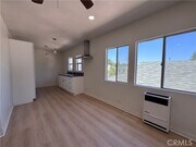Photo - 875 W 41st Dr