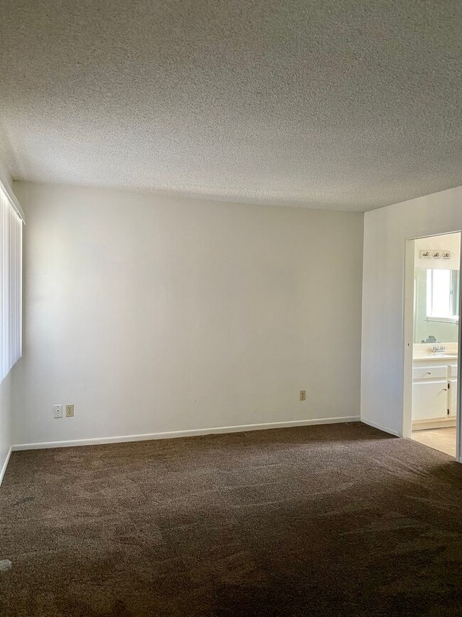 Photo - 694 Ironwood St Unit 696