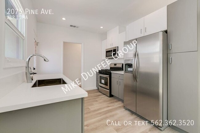 Photo - 2075 Pine Ave