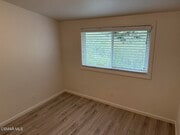 Photo - 1306 Windsor Dr House