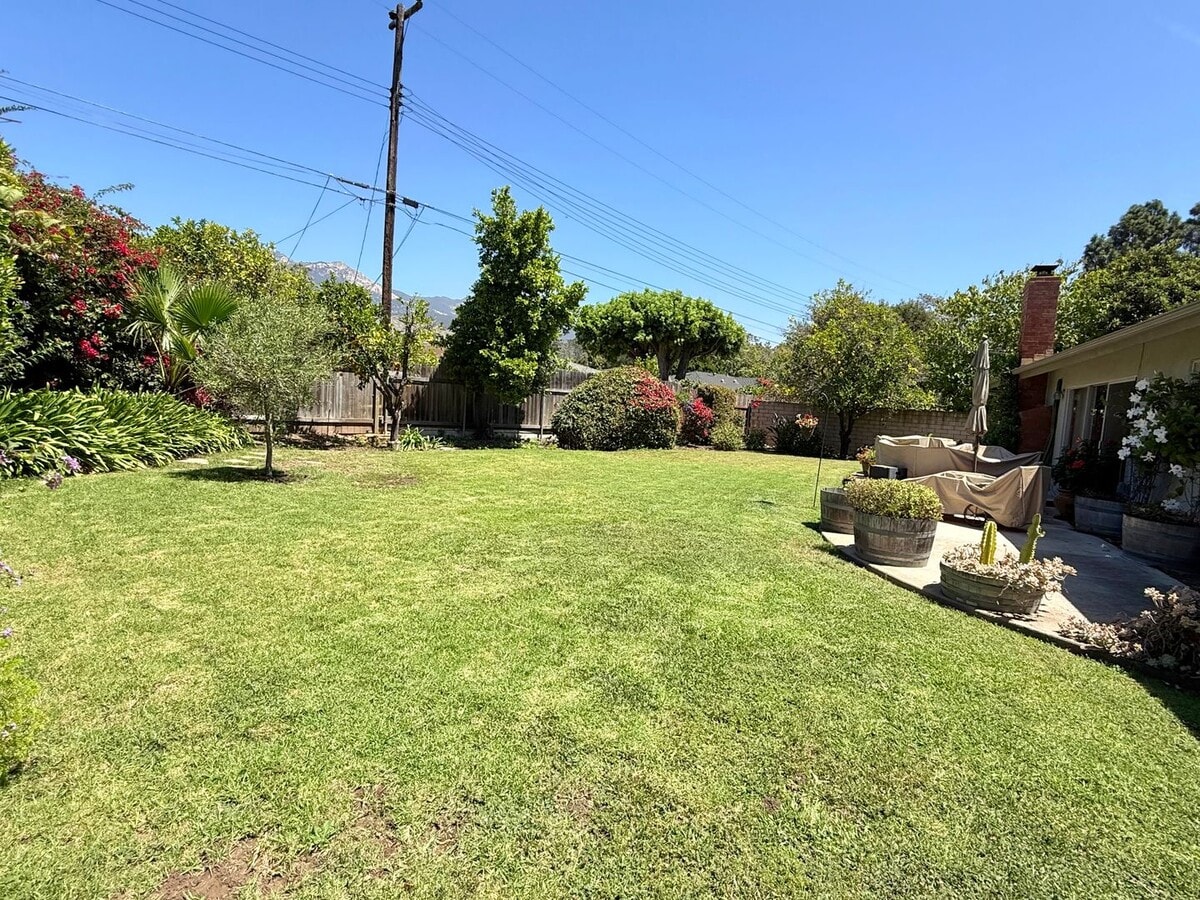 Photo - 225 Adair Dr