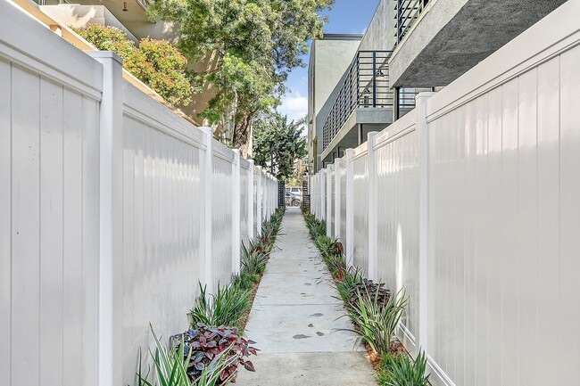 Photo - 914 7th Street