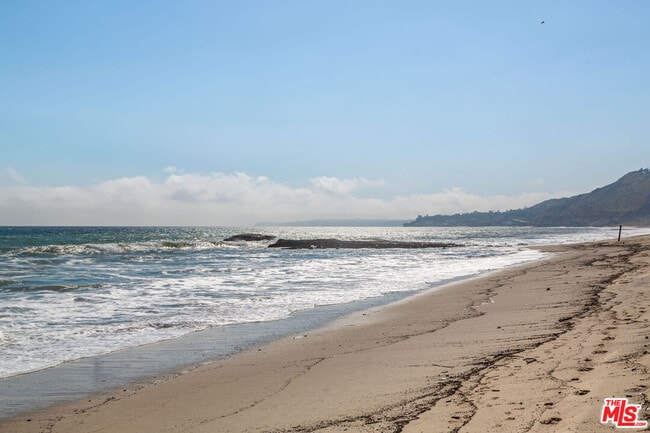Photo - 25212 Malibu Rd