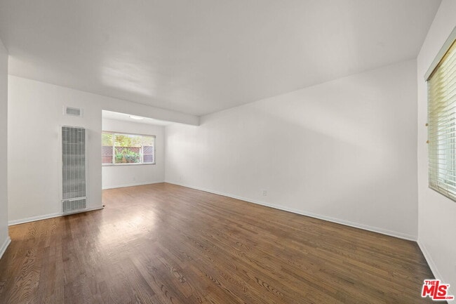 Photo - 1517 Harvard St Unit 3