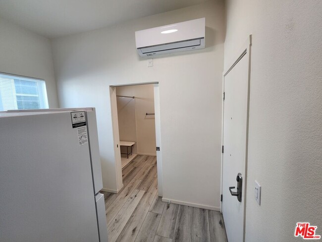 Photo - 1120 E 25th St Unit 102