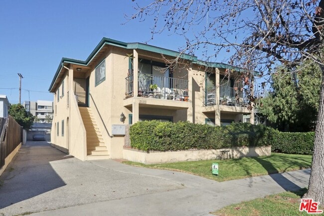 Photo - 5429 Troost Ave Unit 4