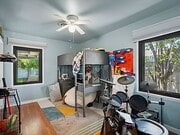 Photo - 2045 Armour St