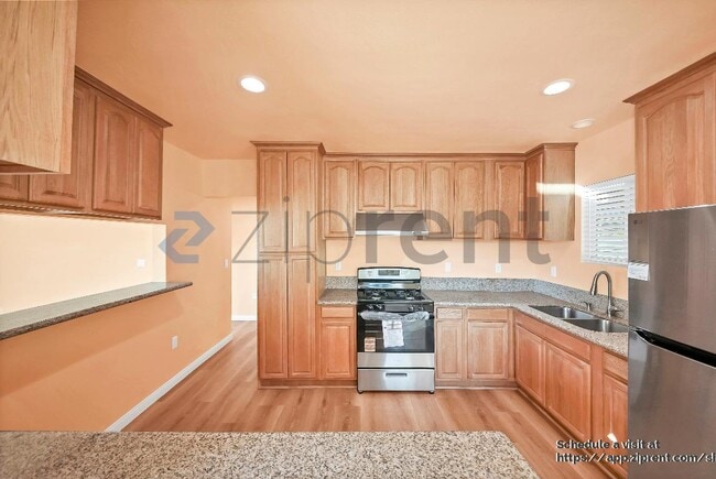 Photo - 3620 Ellis Ln