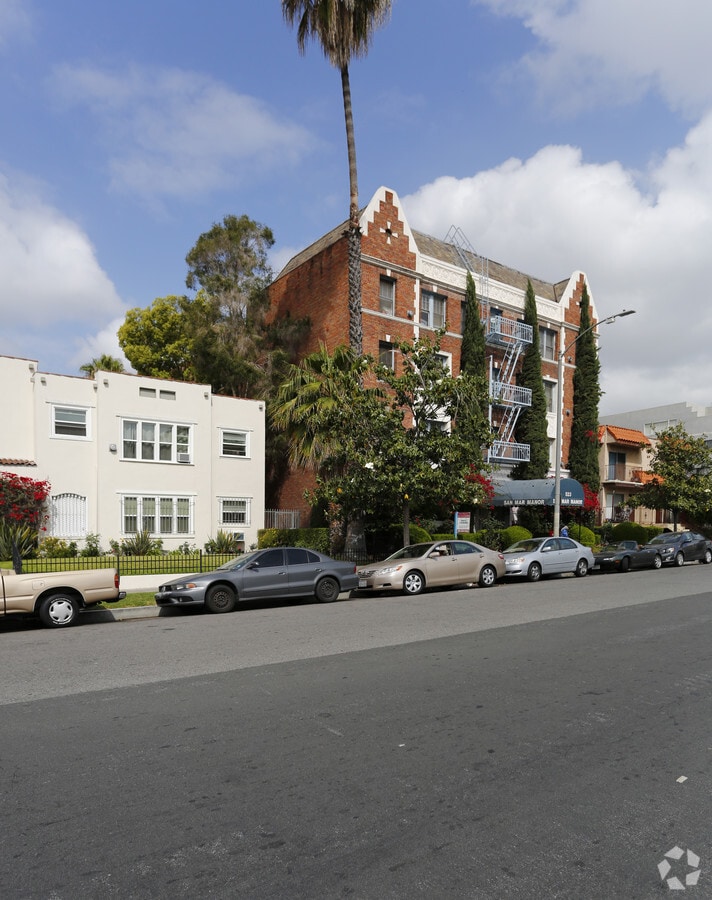 San Mar Manor - San Mar Manor Apartments