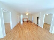 Photo - 5 bedrooms, 1.5 baths with parking off Sun... Apartment Unit 1528