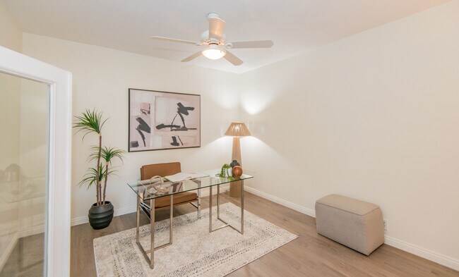 Photo - 1739 Federal Ave Unit 204