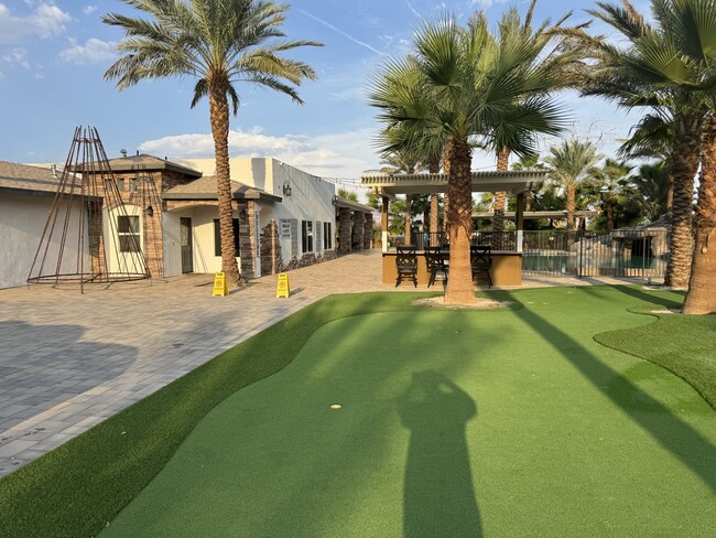 Building Photo - 38580 Rancho Los Cerritos Dr