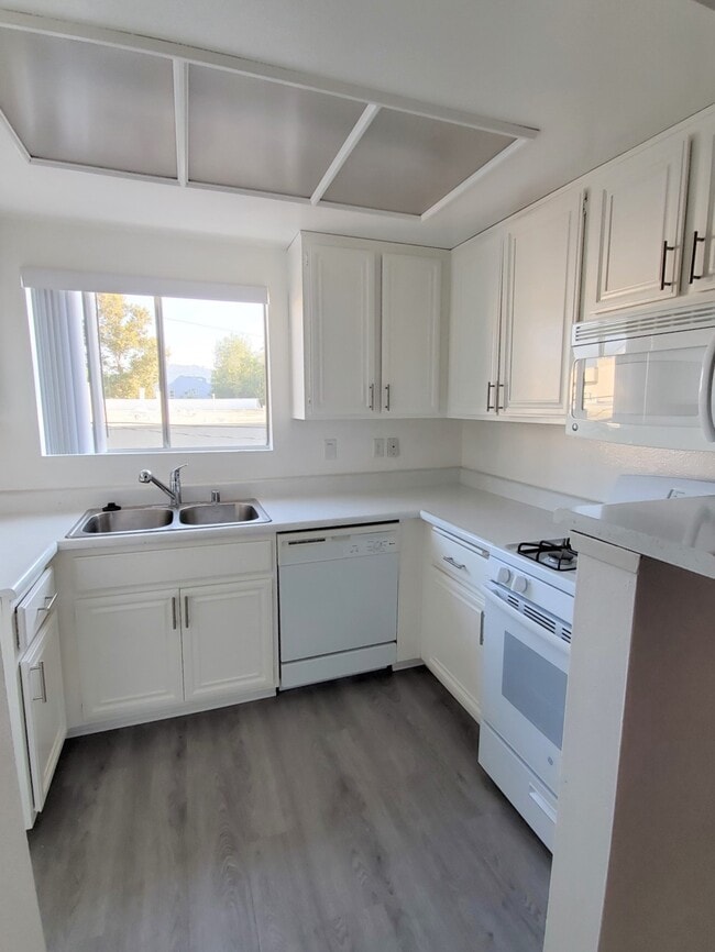 Photo - Huston Court